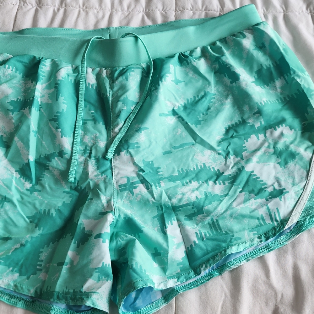 Under Armour Women's Teal Camo Athletic Shorts